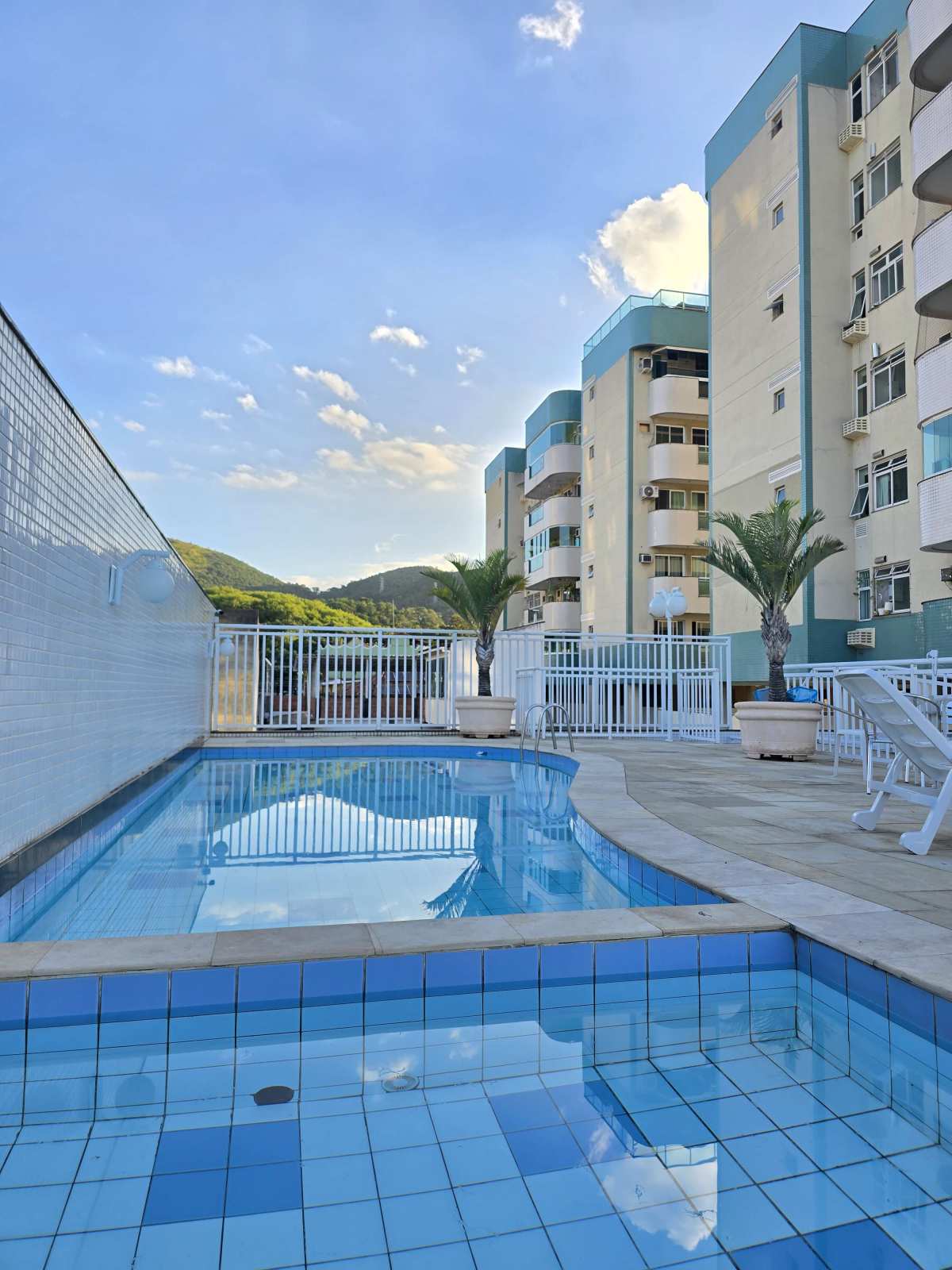 Apartamento à venda com 3 quartos, 81m² - Vila Valqueire,Rio de Janeiro