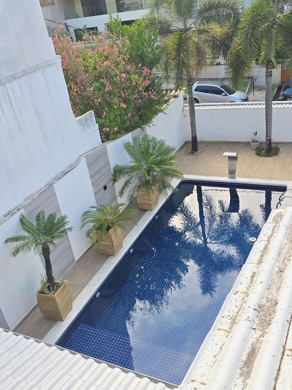 Casa de condomínio à venda com 5 quartos, 528m² - Vila Valqueire,Rio de Janeiro