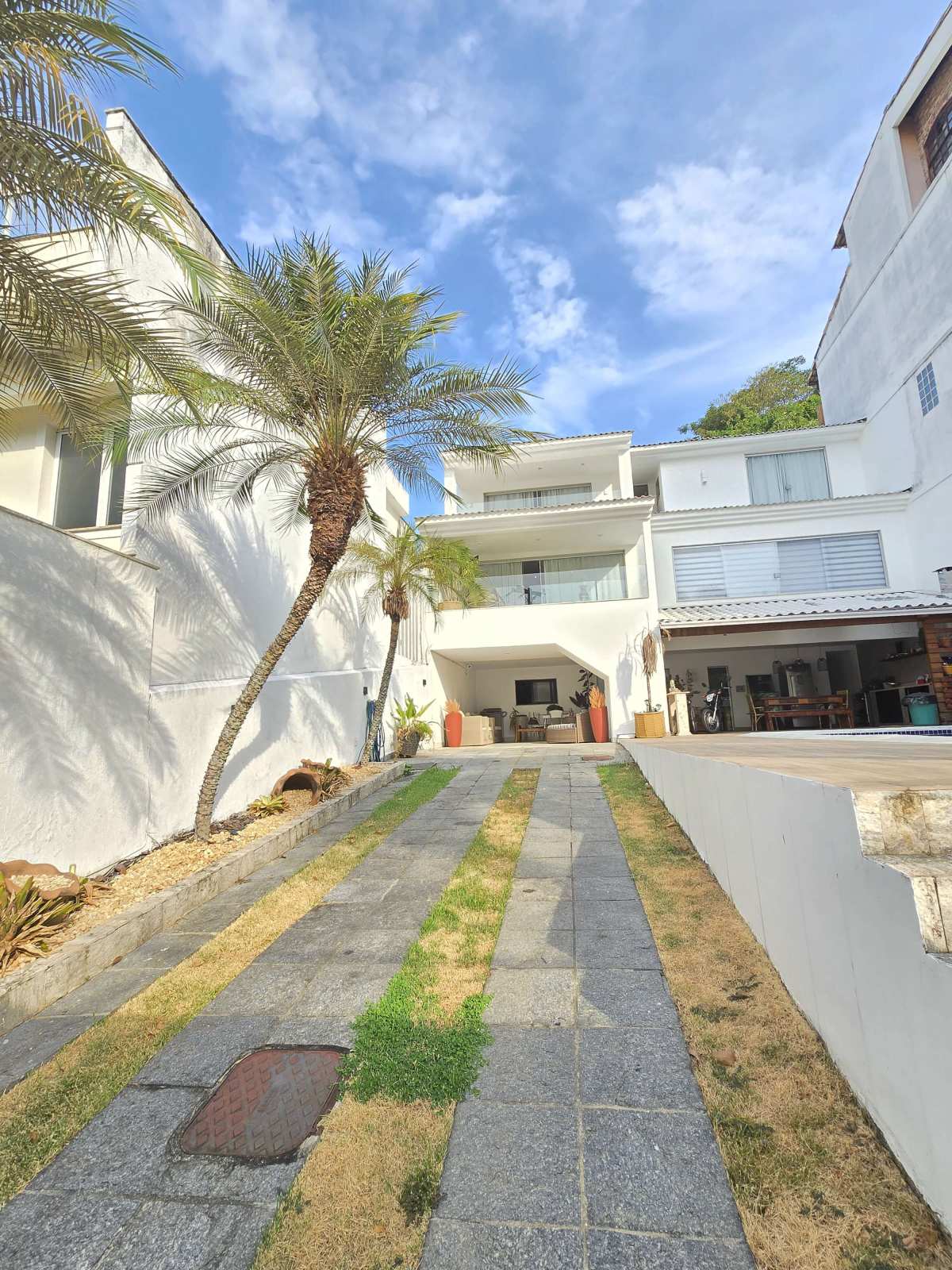Casa de condomínio à venda com 5 quartos, 528m² - Vila Valqueire,Rio de Janeiro